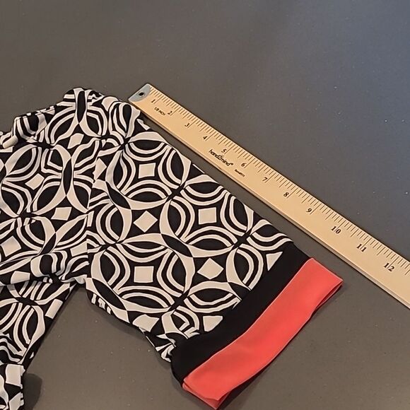 R&K sz M geometric print dress - Picture 7 of 9